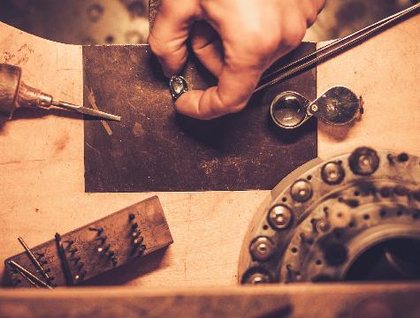 Atelier de bijouterie sur place